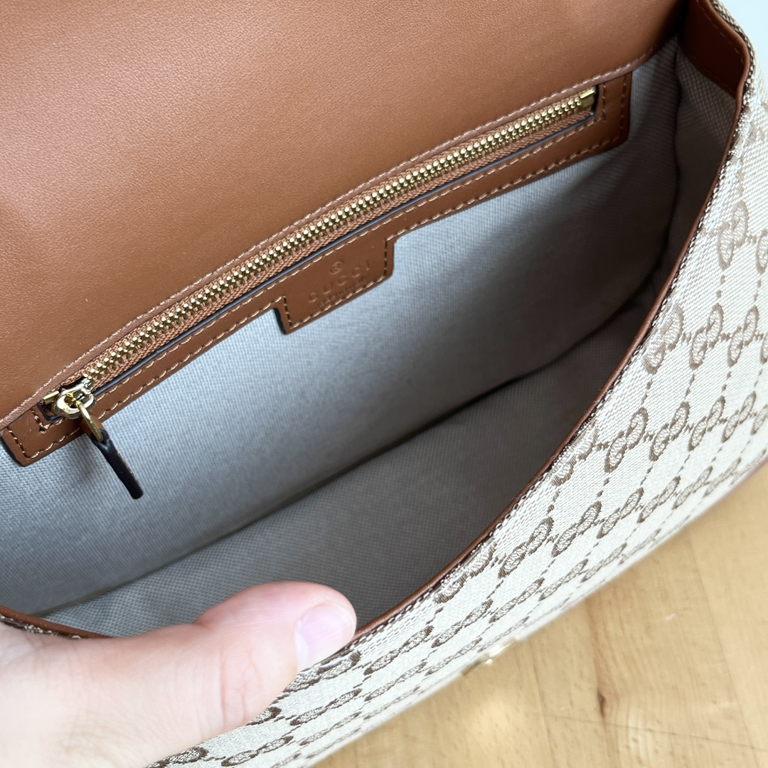 Gucci GG Blondie New style saddle flip cover shoulder crossbody bag