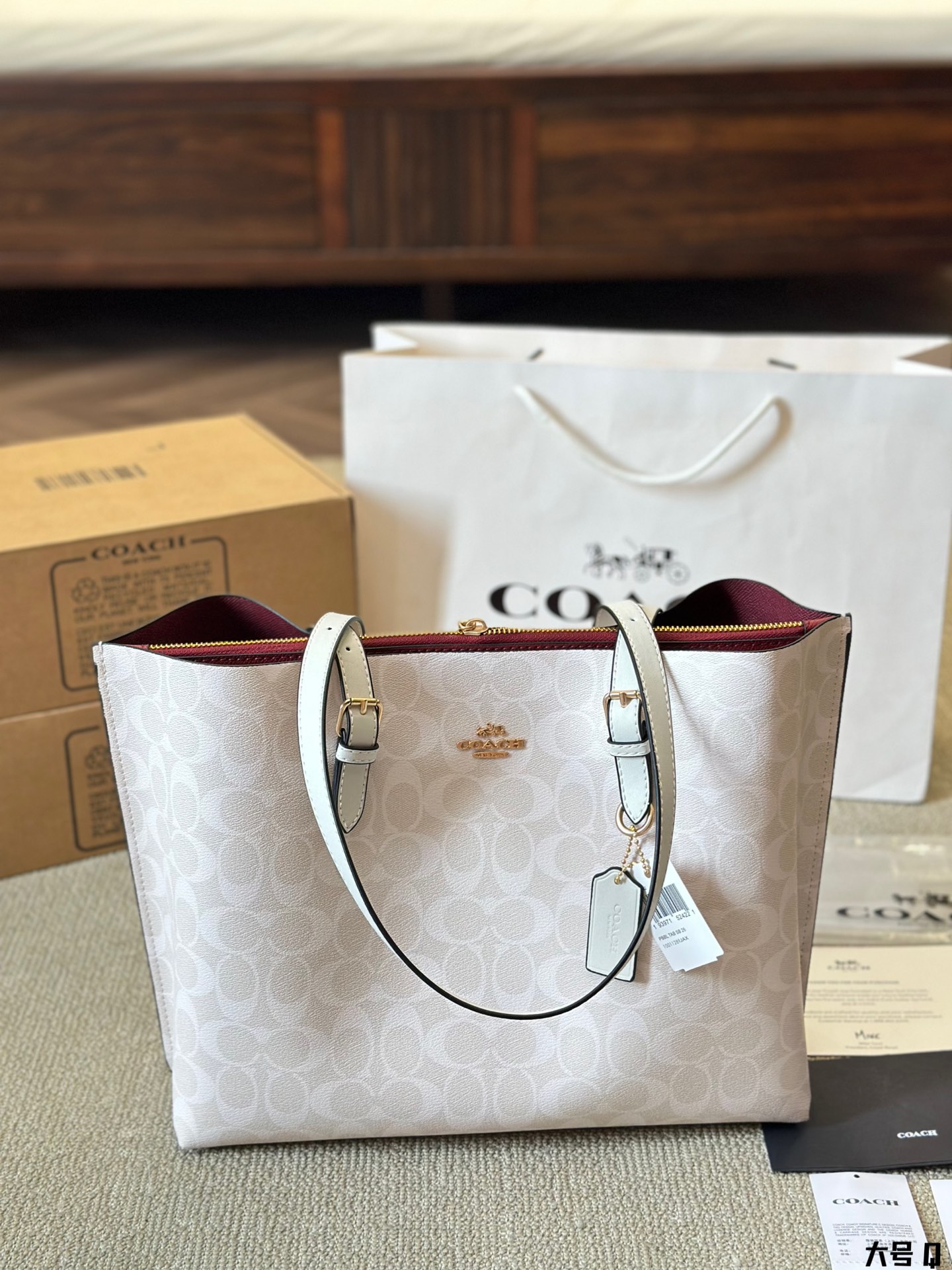 Coach mollie35 tote handbag