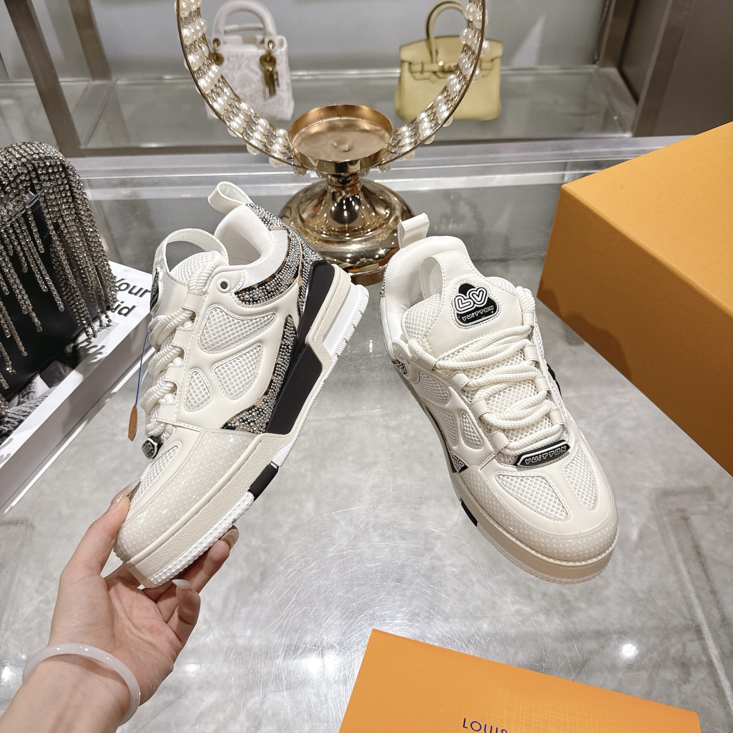 LV Trainer Sneakers  New trending skateboard shoes LOUIS VUITTON Trainer Sneaker