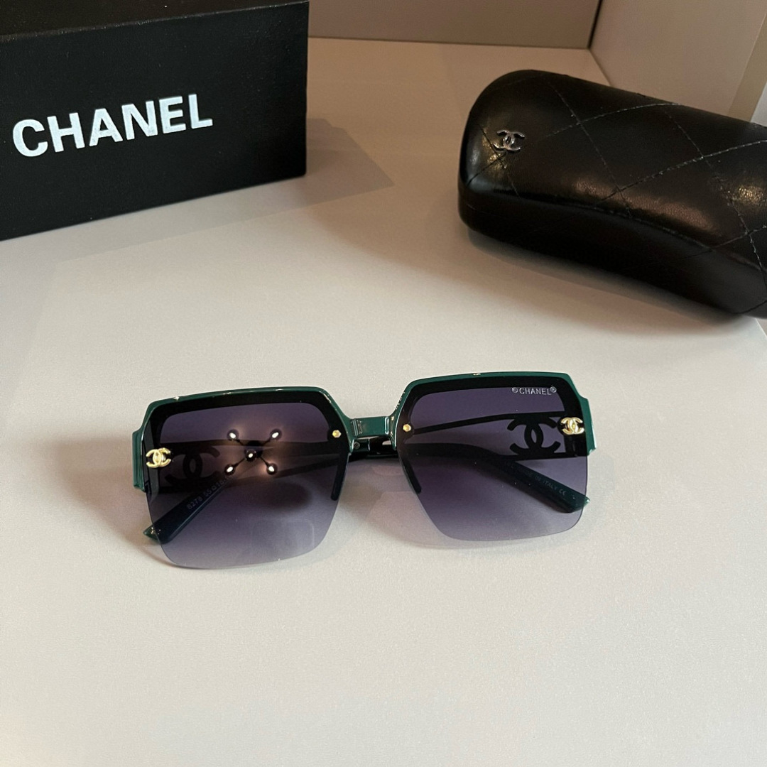 Chanel fashione sunglasses