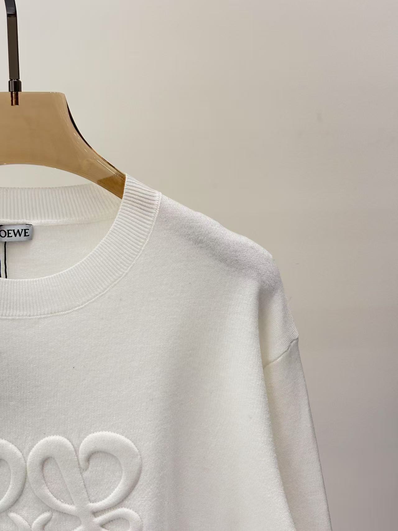 LOEWE knitted sweatshirt