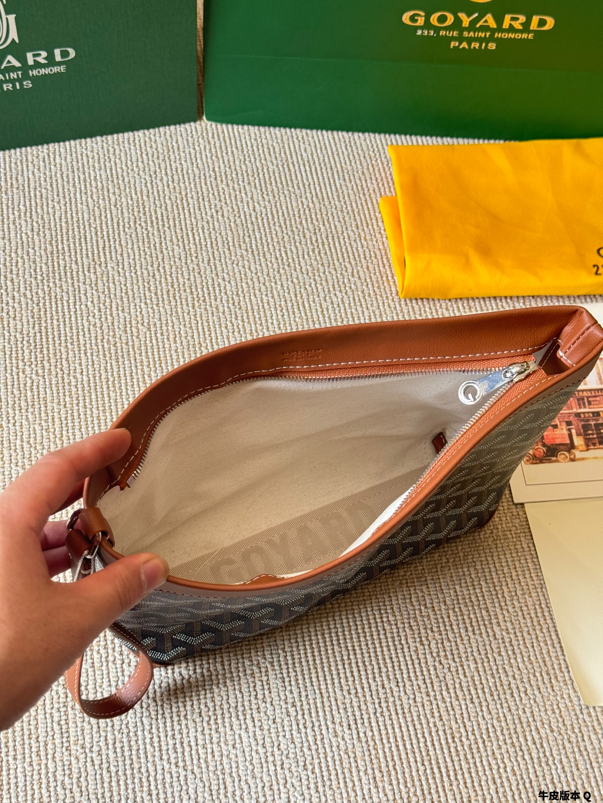 Govard CONTI clutch bag