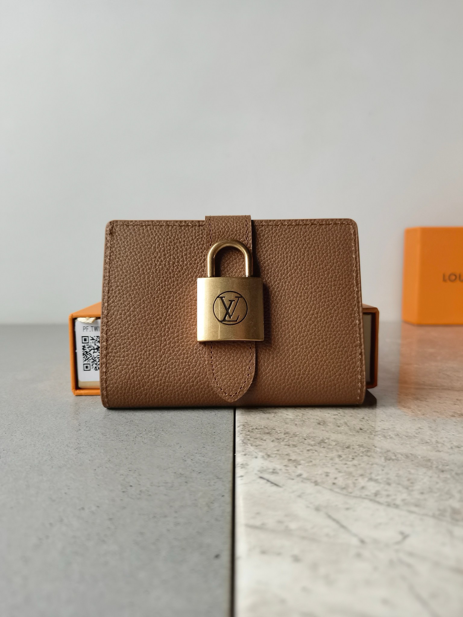 LV Portfoille Lowy Compact bag