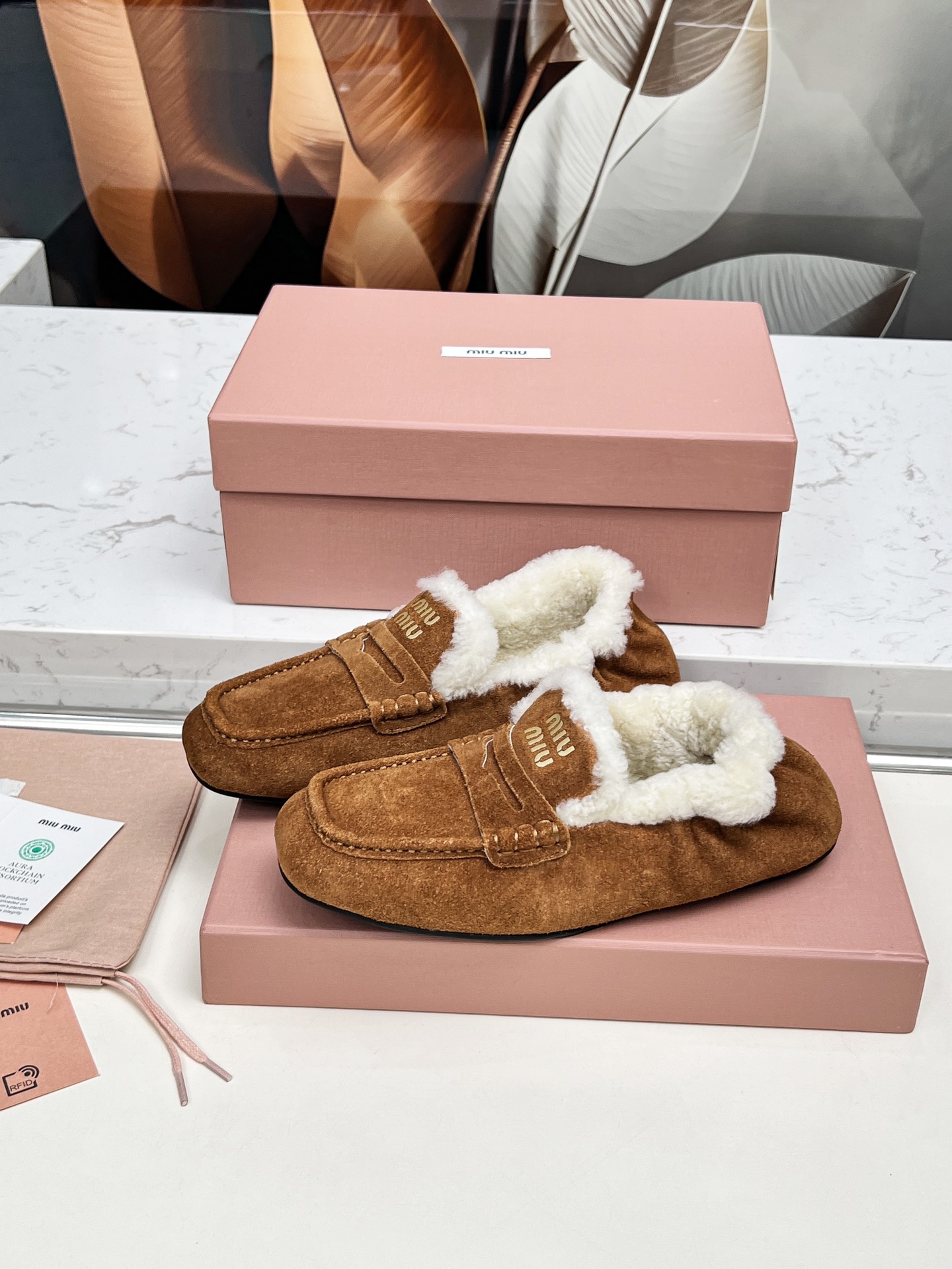 miumiu New one-piece lazy slippers shoes