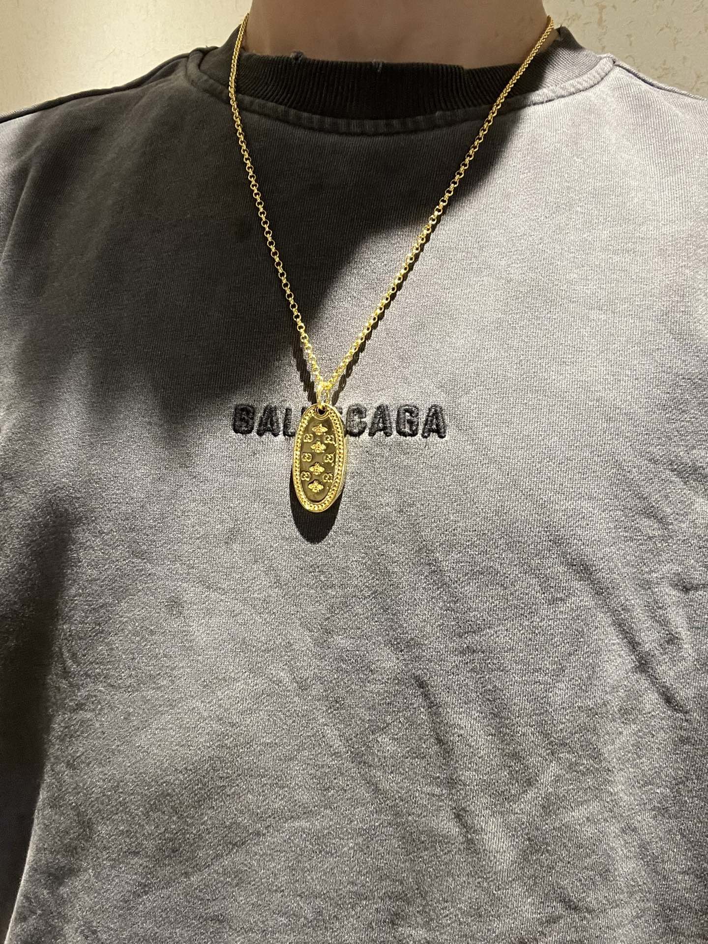 Gucci pendant necklace