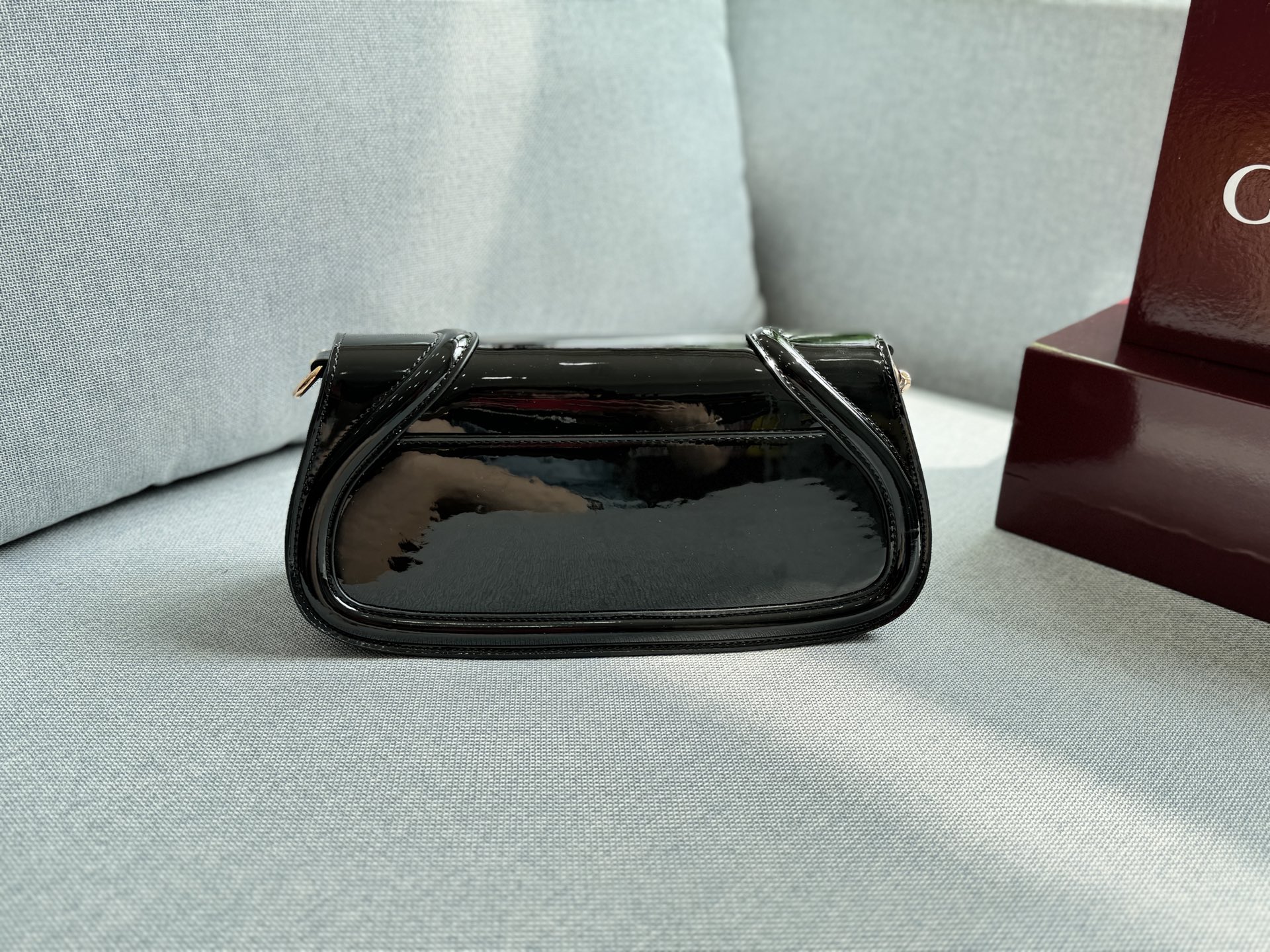 Gucci Blondie enamel chain bag