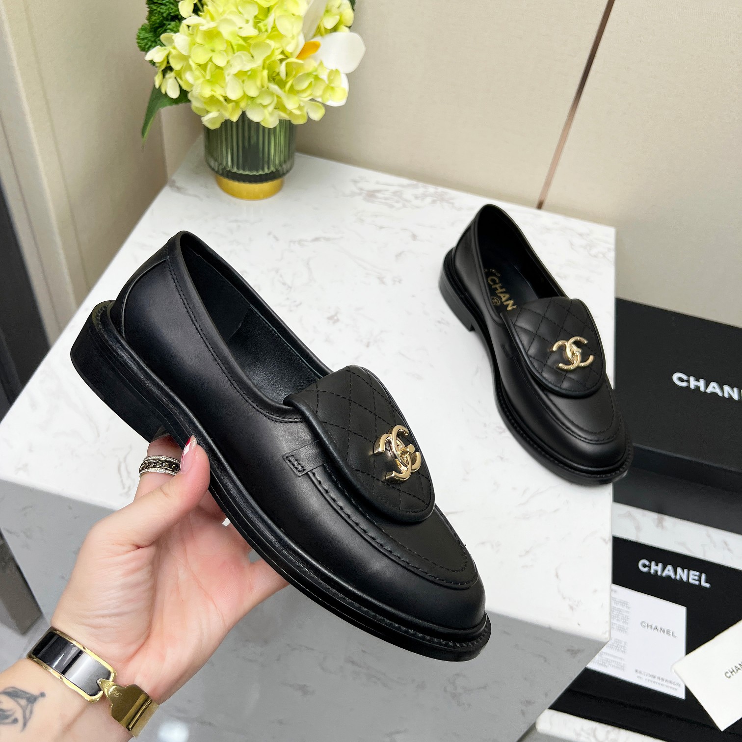 CHANEL Fall shoes flat shoes