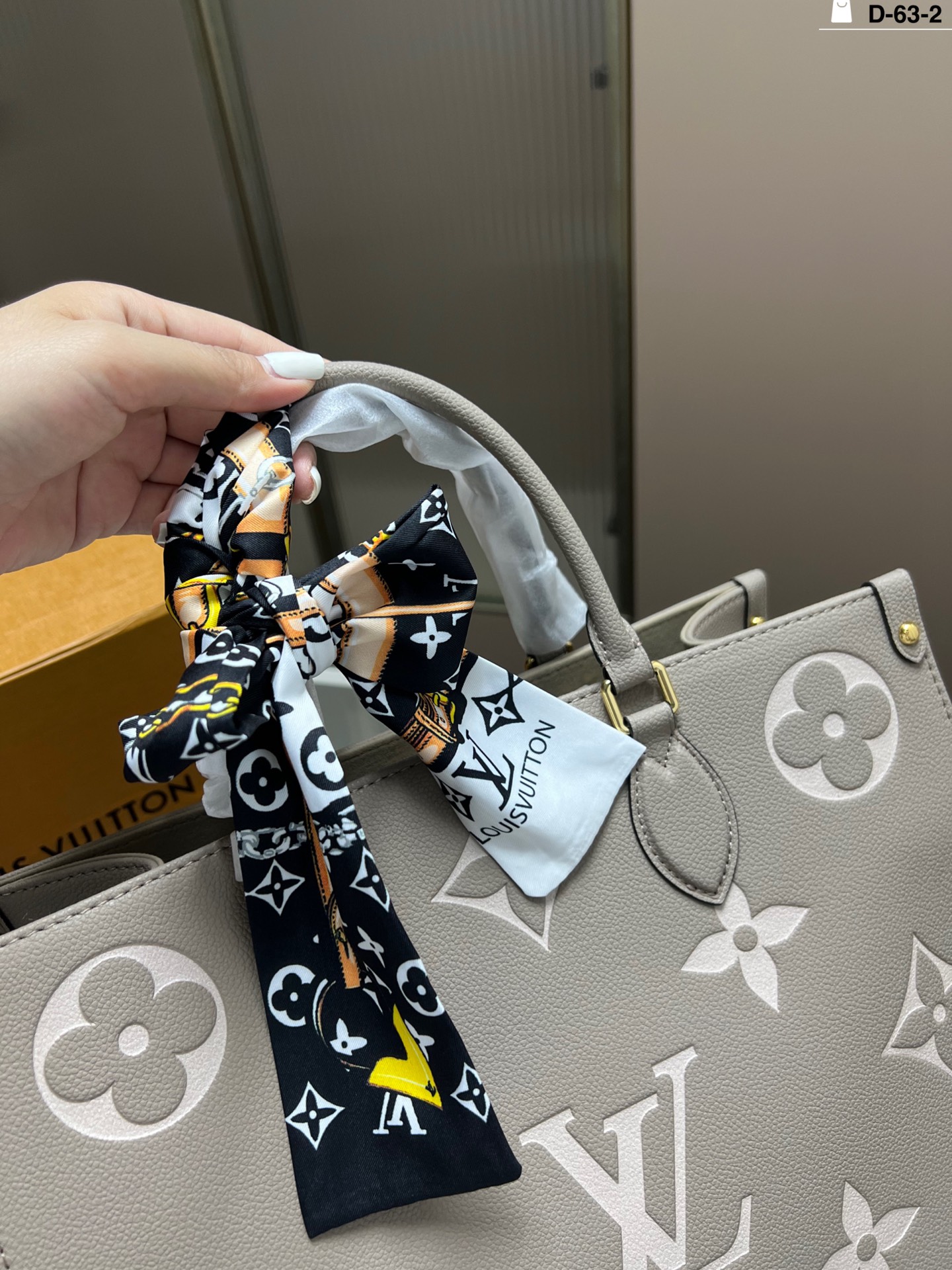 LV monogram tote bag handbag
