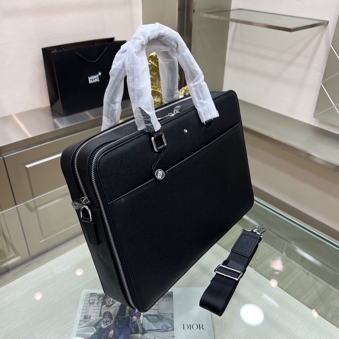 Top version Montblanc International black handbag