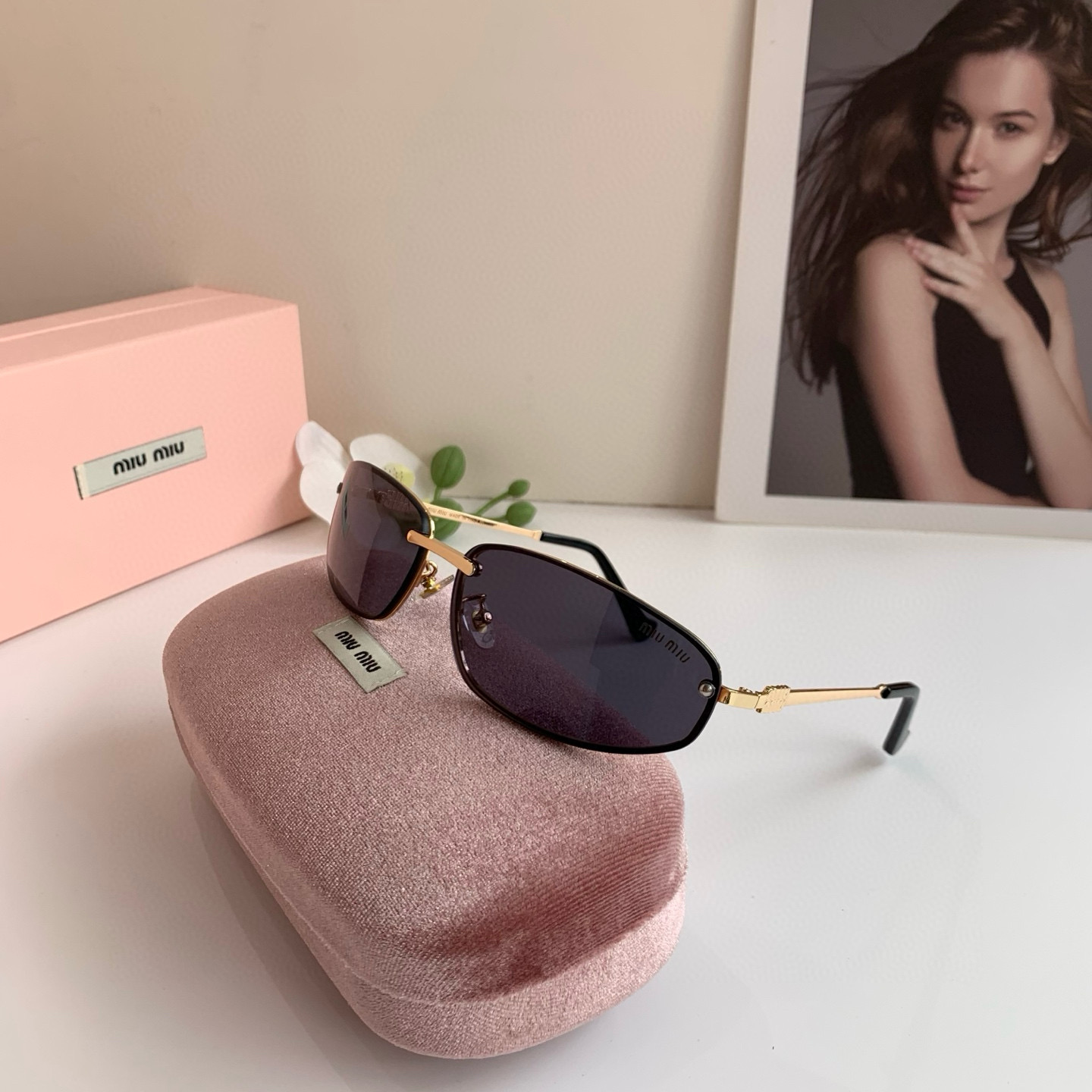 MIUMIU sunglasses