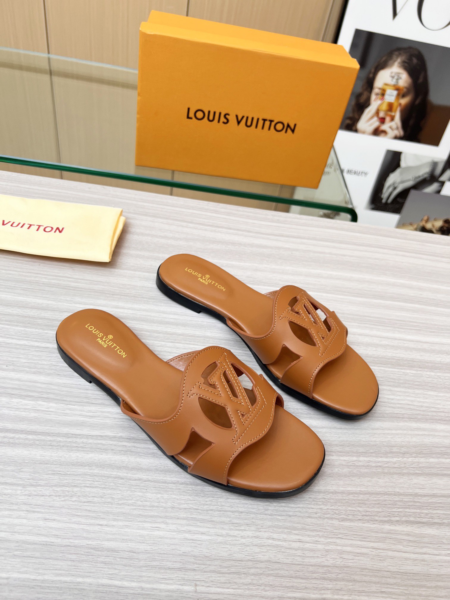 LV new Slippers Sandals