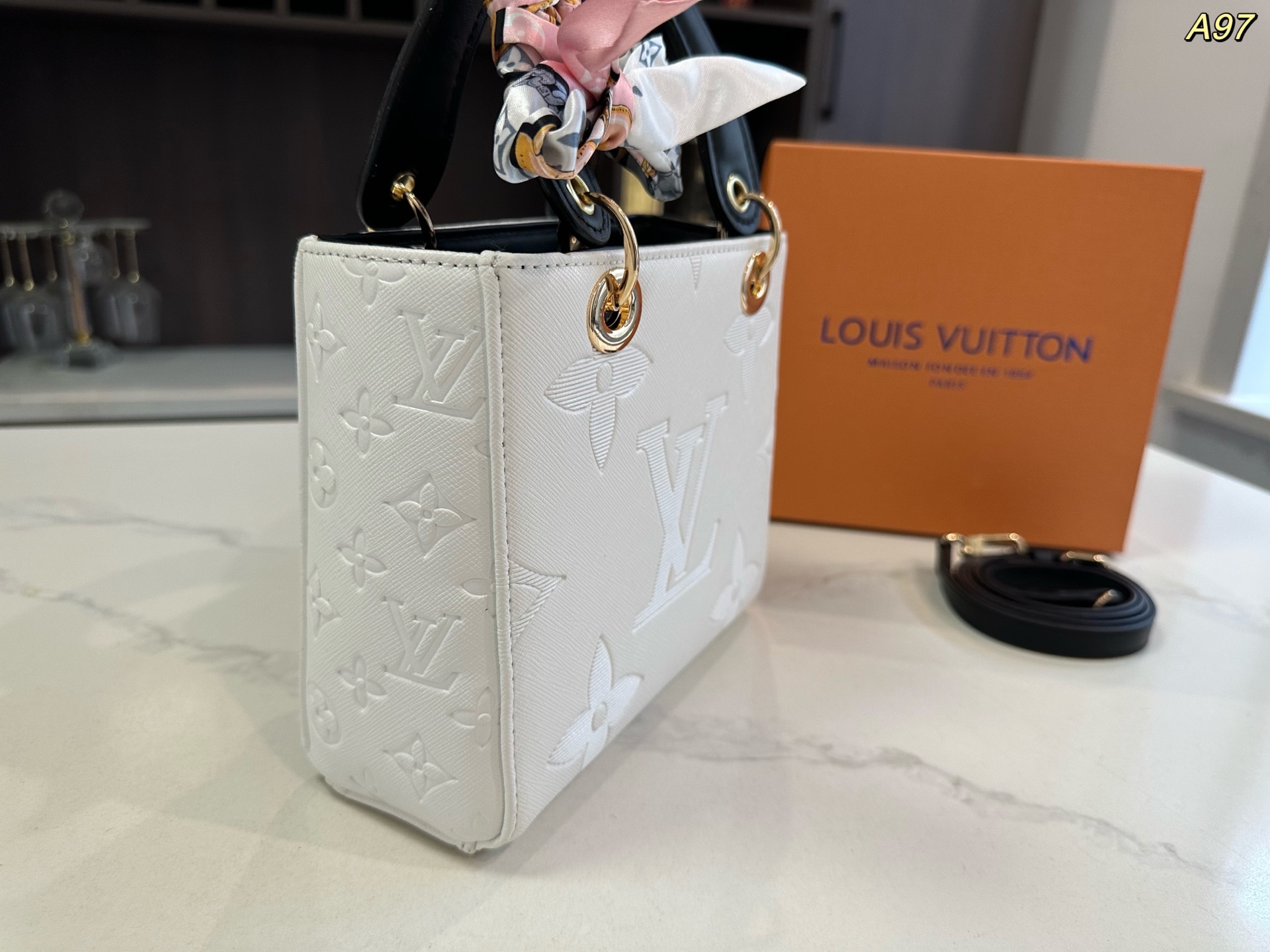 LV Princess Diana bag tote handbag