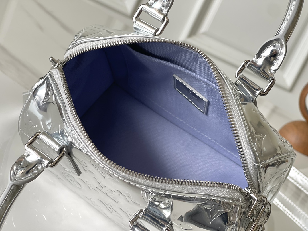 LV Speedy Bandoulière 20 LV Ski Monogram Miroir shoulder bag