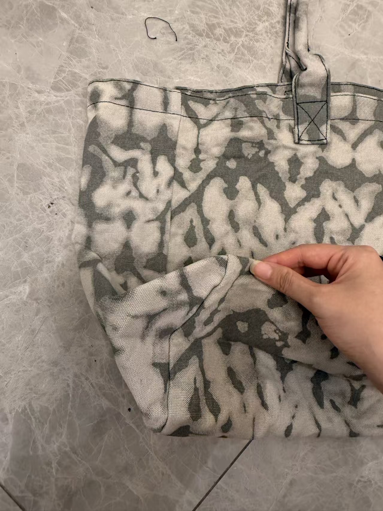 Alo shoulder handbag