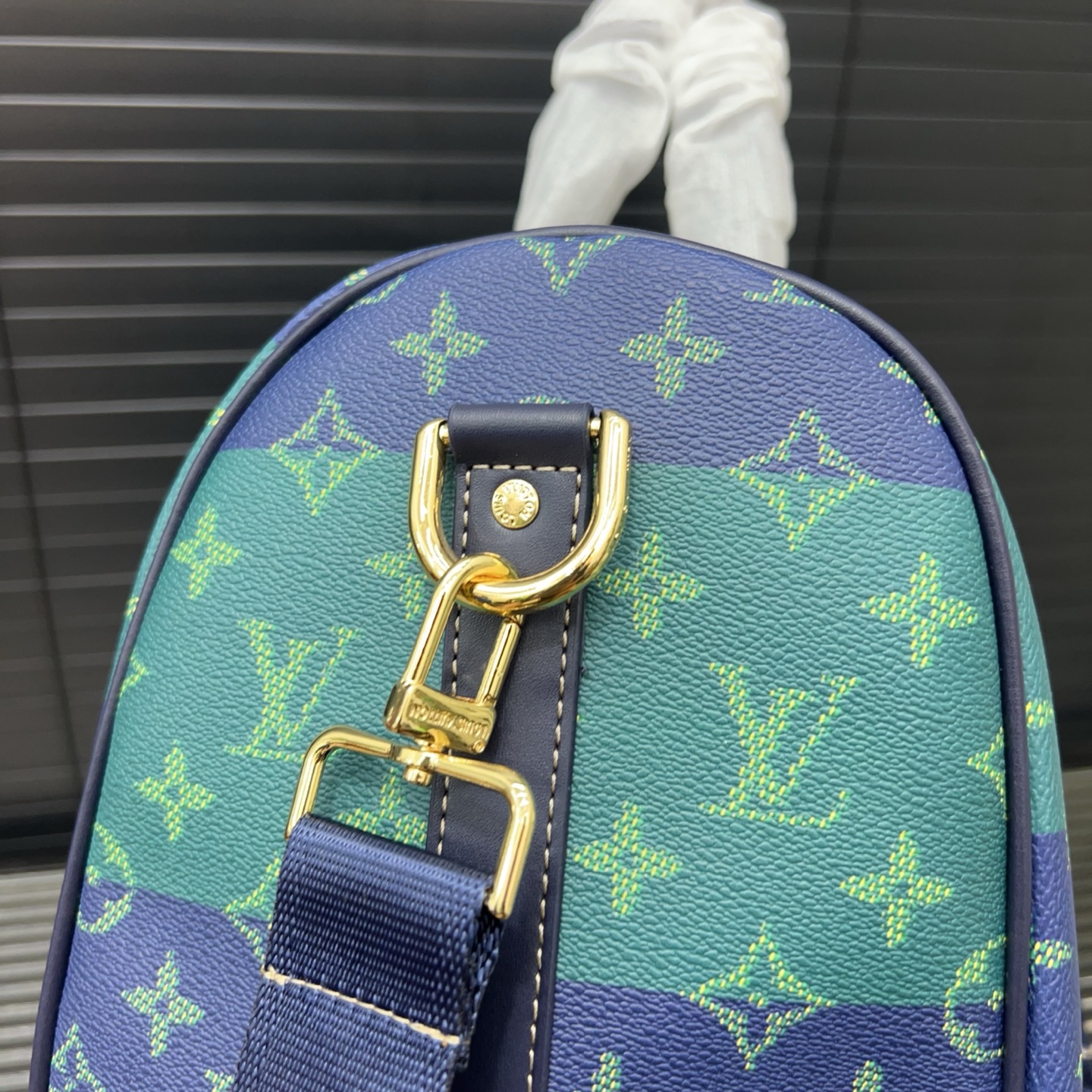 LV KEEPALL 35 Monogram Travel Bag - Shoulder Sling Handbag