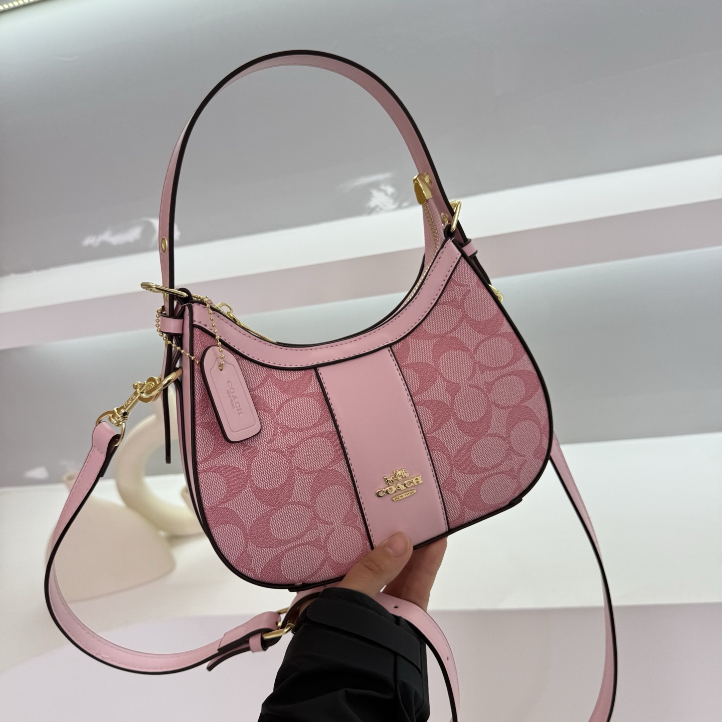 Coach crossbody Bag 8A quality