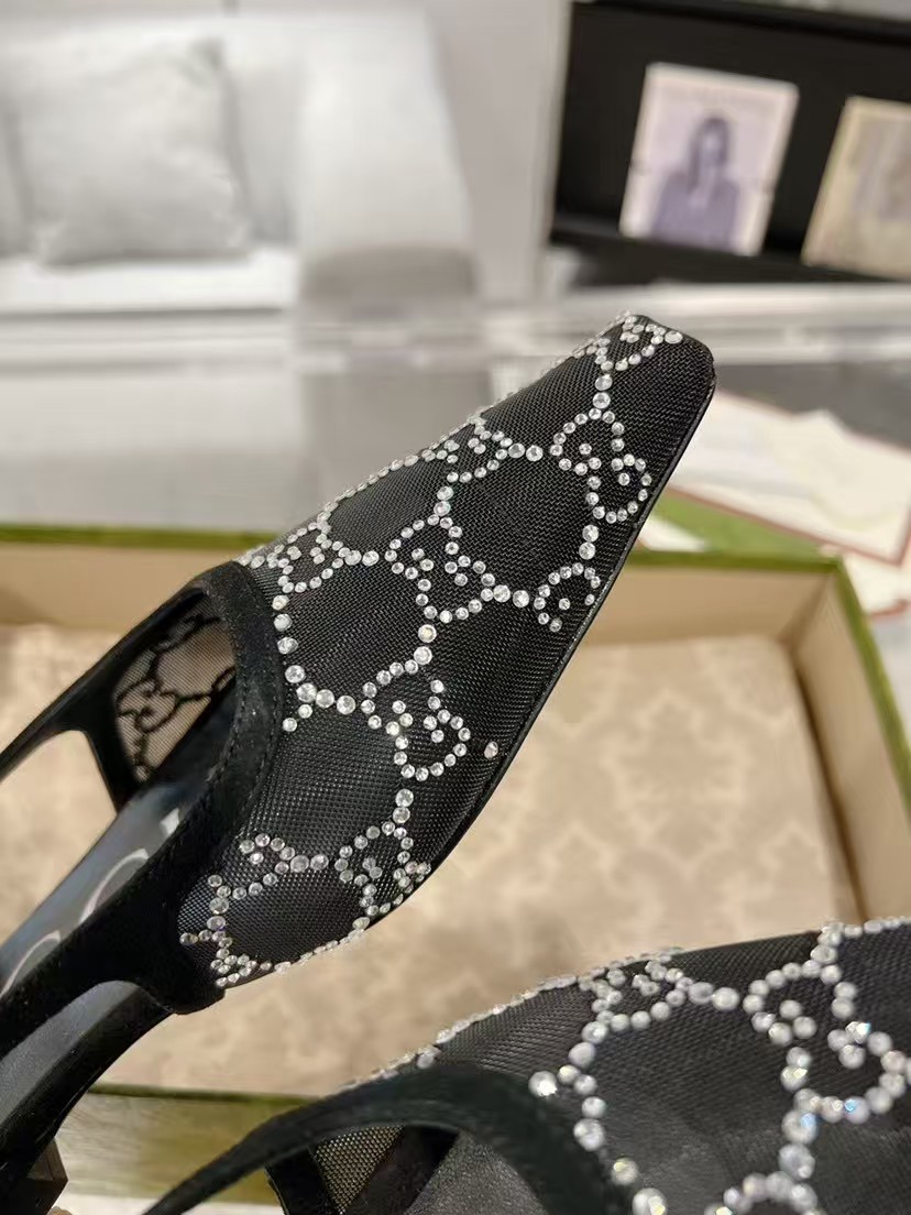 Gucci slippers sandals Stitched diamond mesh sandals