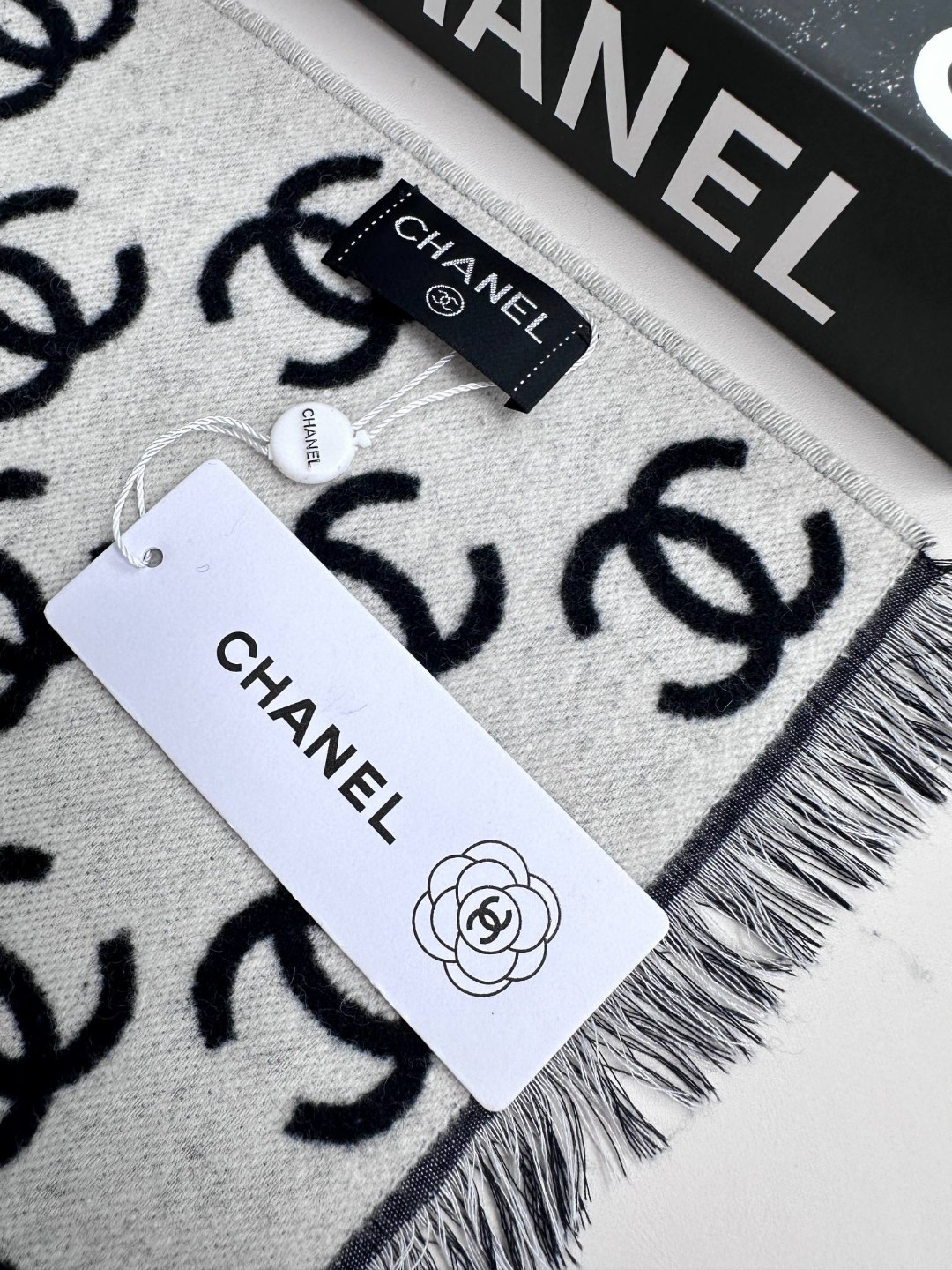 CHANEL double-sided scarf shawl