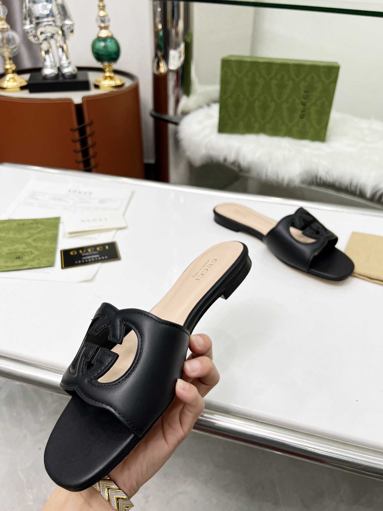 Gucci Slippers Sandals