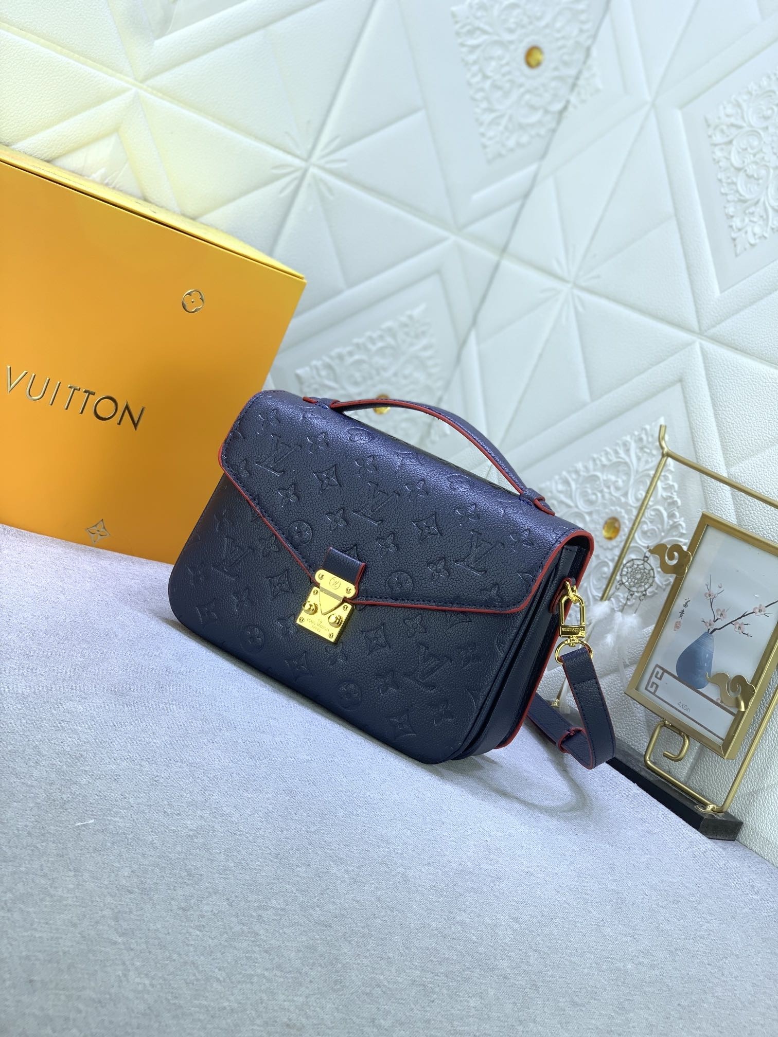 LV Pochette Metis Monogram Empreinte shoulder bag
