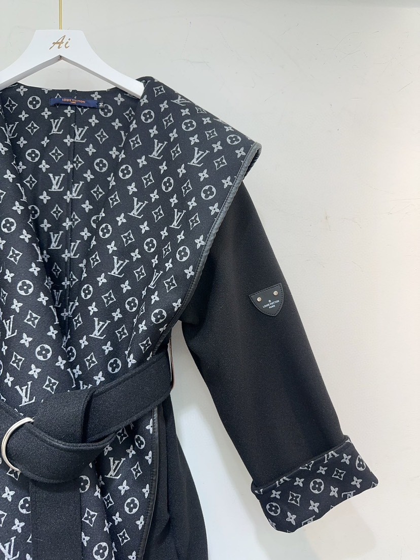 LV Louis Vuitton long wool coat