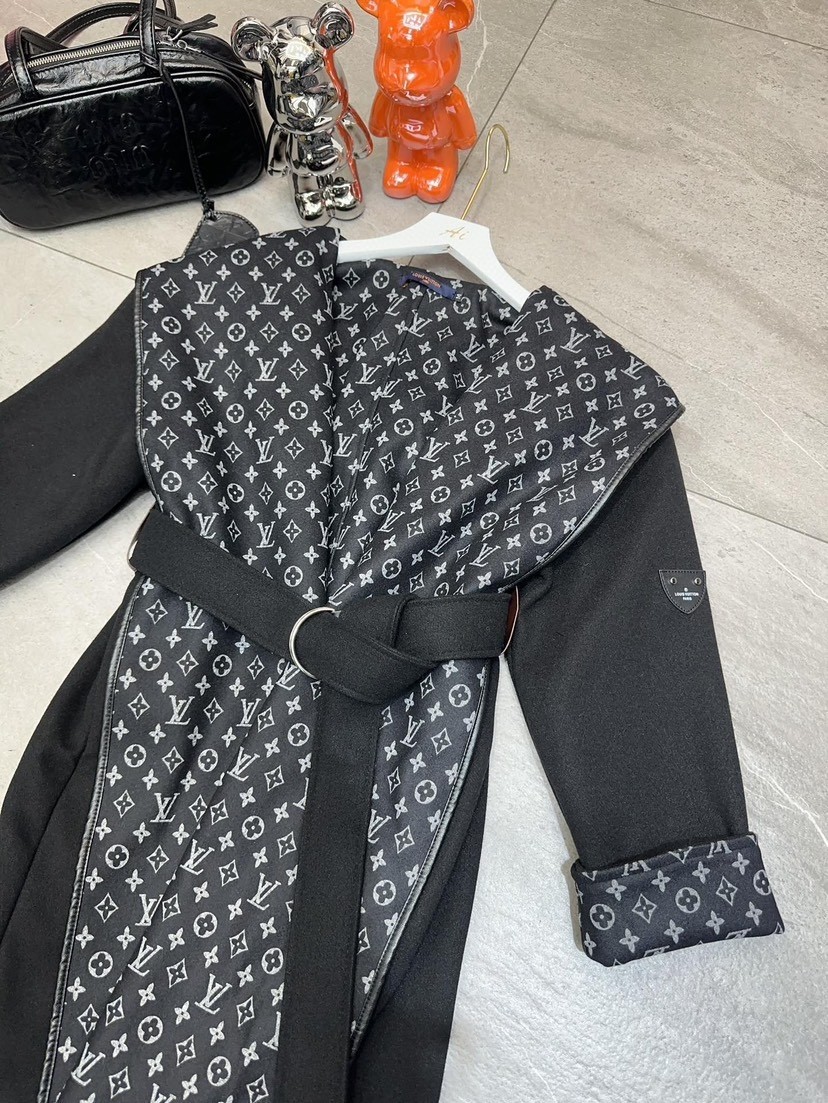 LV Louis Vuitton long wool coat