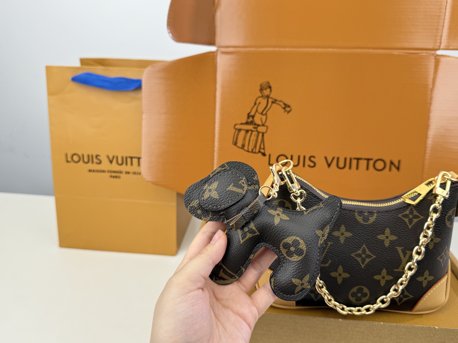 Louis Vuitton croissant bag