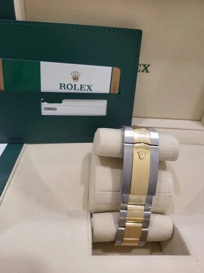 Rolex Sky-Dweller Automatic Men's 18kt Yellow Gold White Dial Oyster Watch 330933-0009