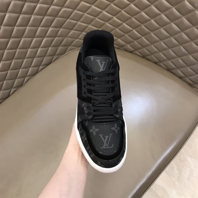 LOUIS VUITTON TRAINER BLACK MONOGRAM – LVS013