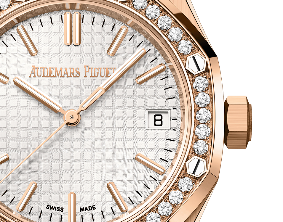 AUDEMARS PIGUET ROYAL OAK SELFWINDING Ref. 15551OR.ZZ.1356OR.04