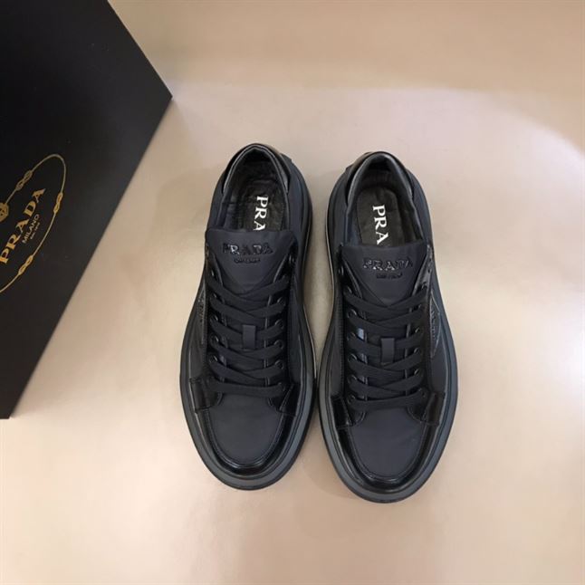 PRADA MACRO RE-NYLON AND BRUSHED LEATHER SNEAKERS – PRS058