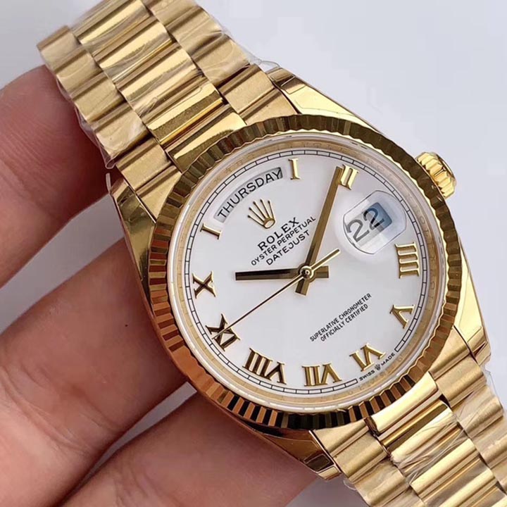 Rolex Day-Date 36-118238-83208