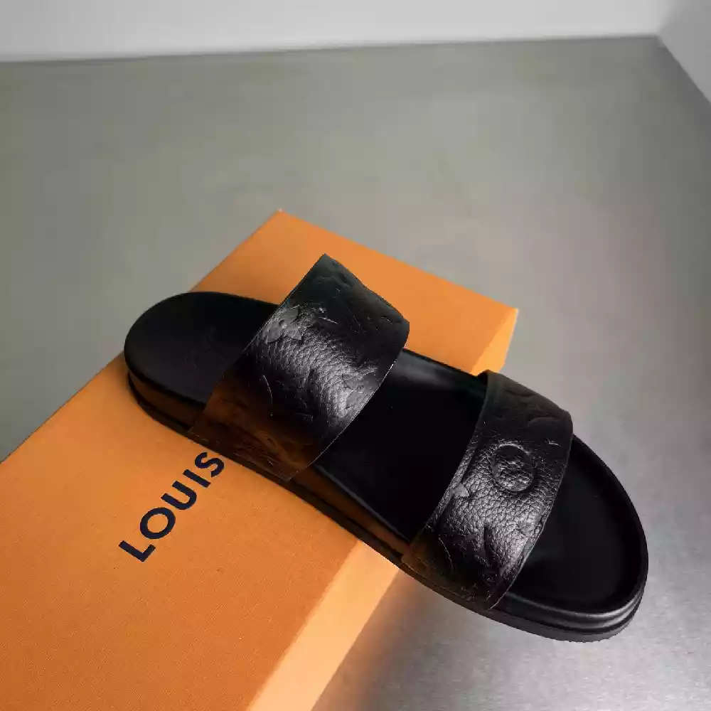 VUITTON SLIPPERS CLEARANCE – LVSD066