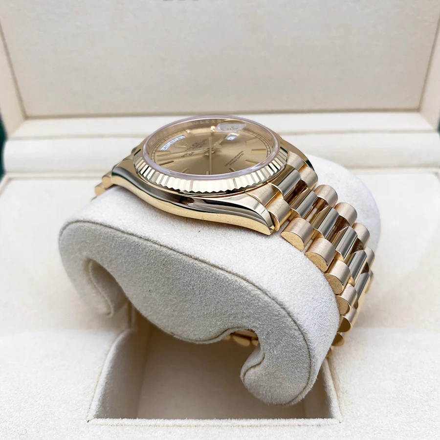 Rolex Day-Date 40 18K Yellow Gold Champagne Dial Men's Watch M228238-0003