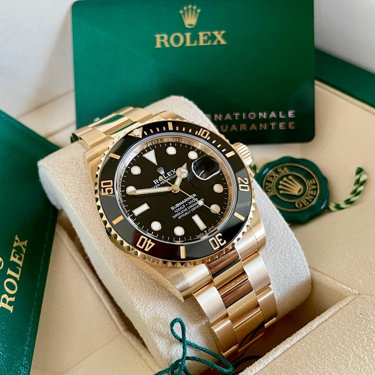 Rolex Perpetual Submariner Date 41mm Black Dial Yellow Gold 126618LN