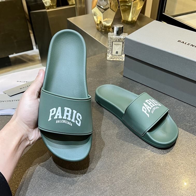 BALENCIAGA CITIES PARIS POOL SLIDE SANDAL – BBD006