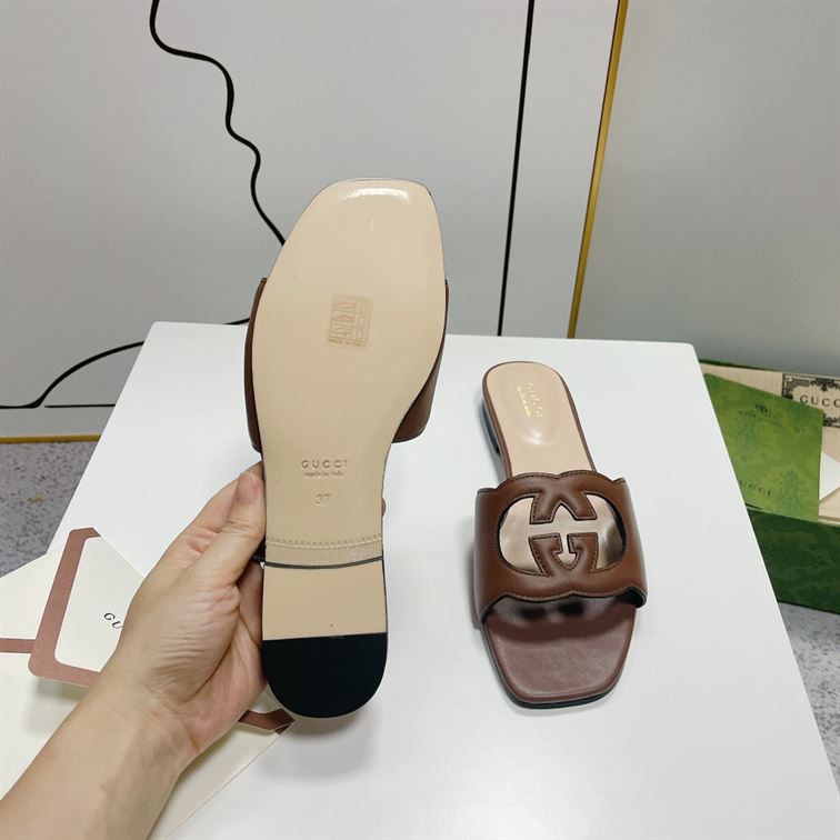 GUCCI WOMEN’S INTERLOCKING G CUT-OUT SLIDE SANDAL – GSL014