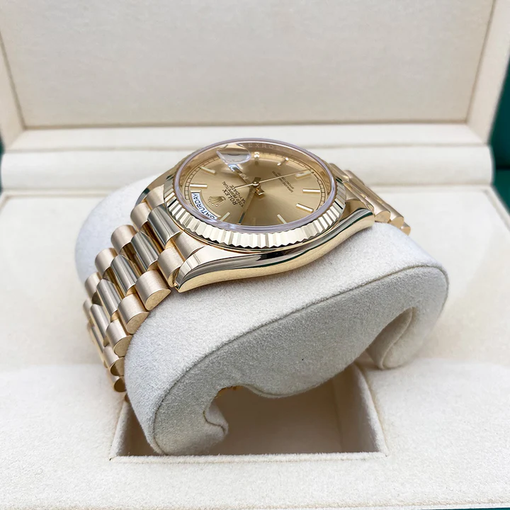 Rolex Day-Date 40 18K Yellow Gold Champagne Dial Men's Watch M228238-0003