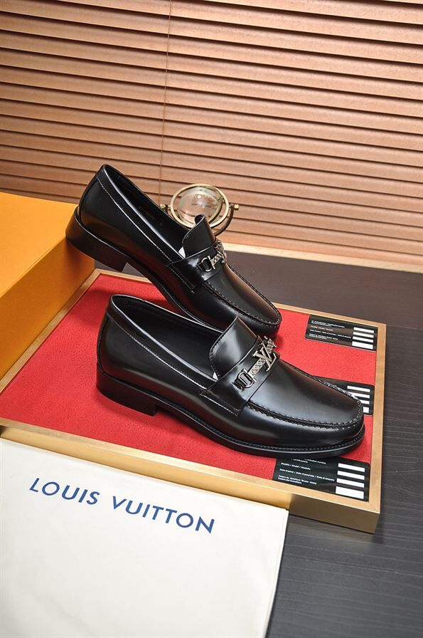 LOUIS VUITTON MAJOR LOAFER – VL002