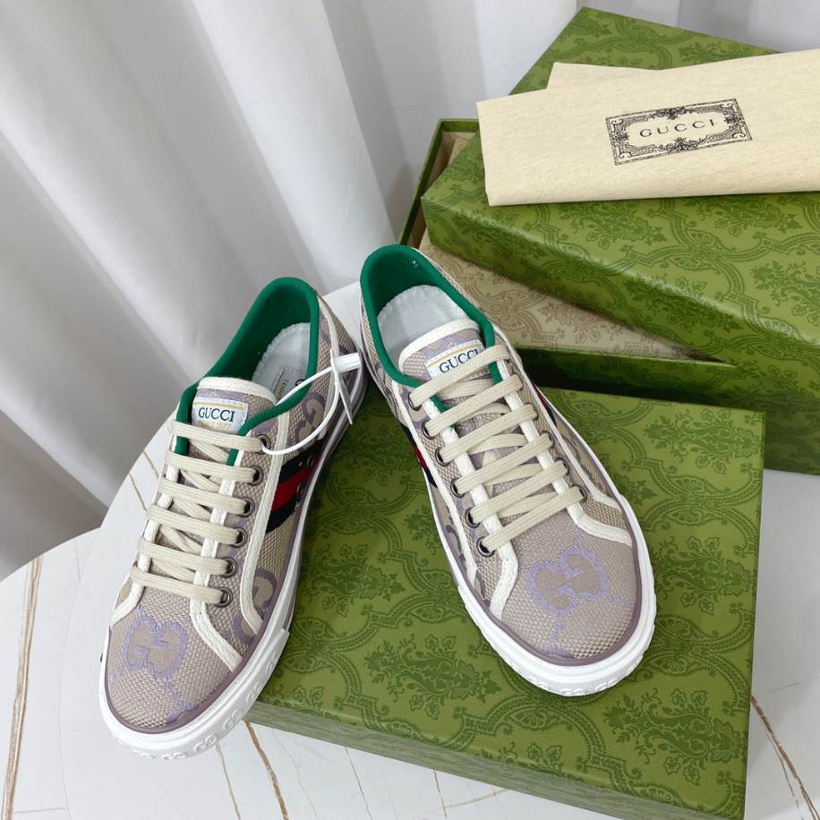 Gucci Beige Lilac Jumbo Tennis Sneakers – GCC226