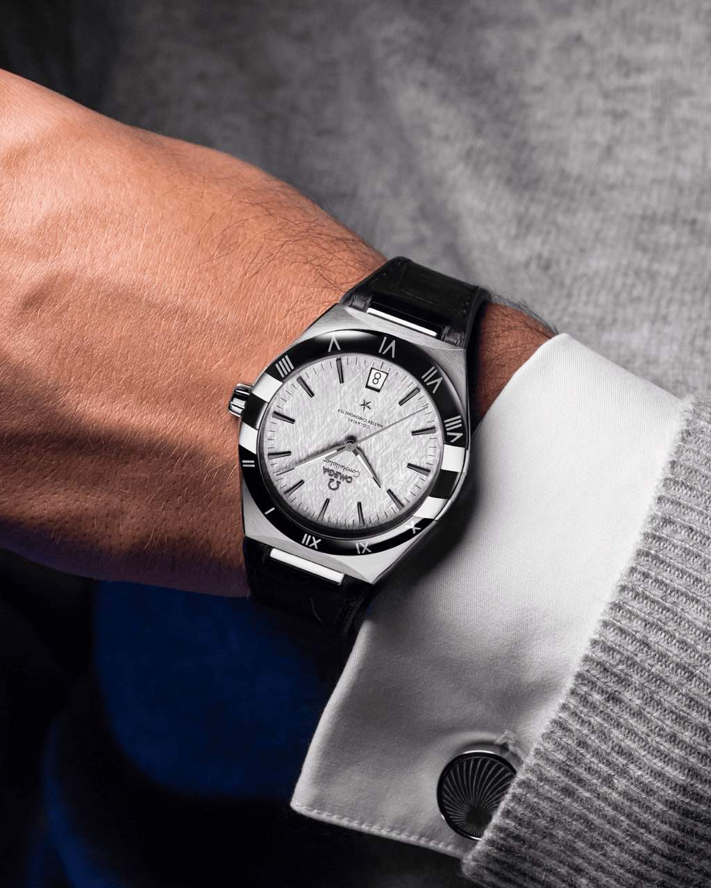 CONSTELLATION STEEL ON LEATHER STRAP 41 MM