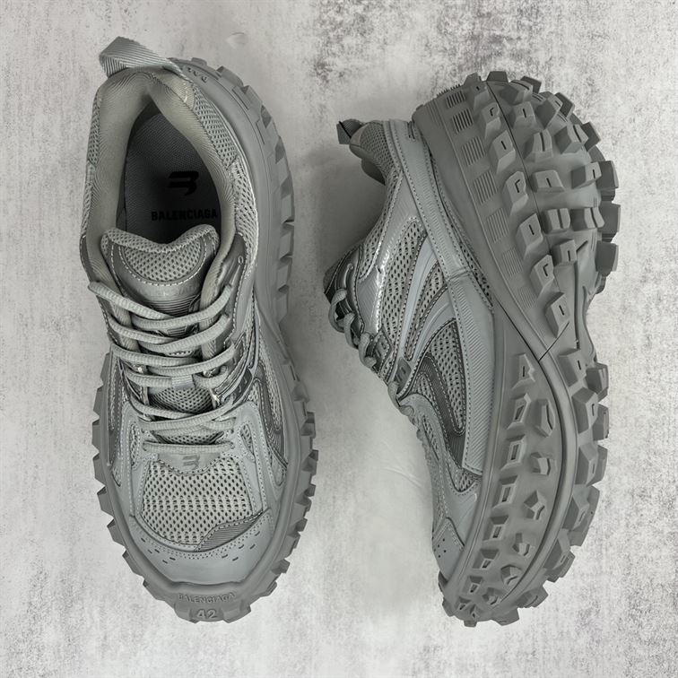 BALENCIAGA DEFENDER SNEAKER IN GREY – BLA047