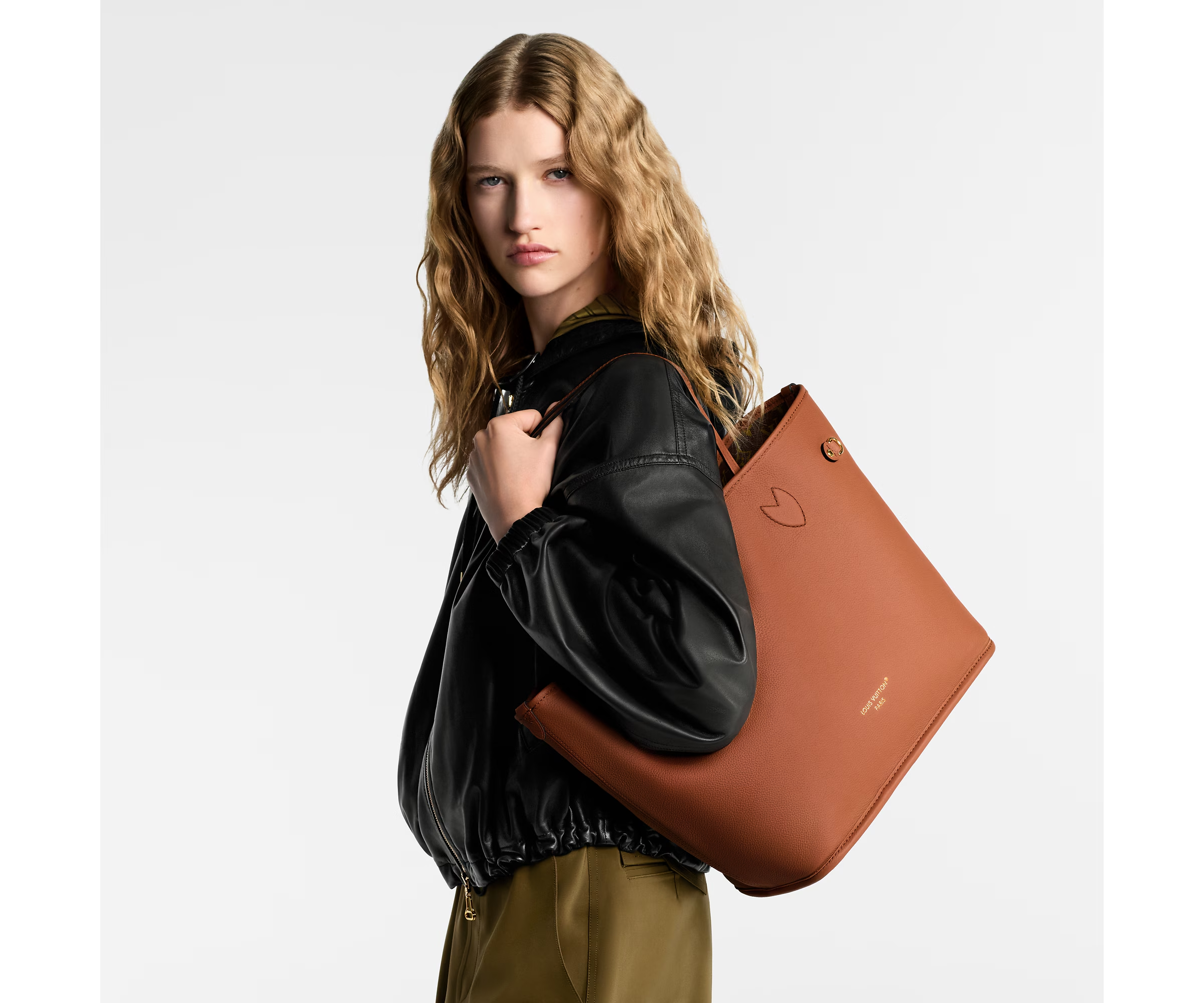 Neverfull Inside Out MM Tan Cowhide