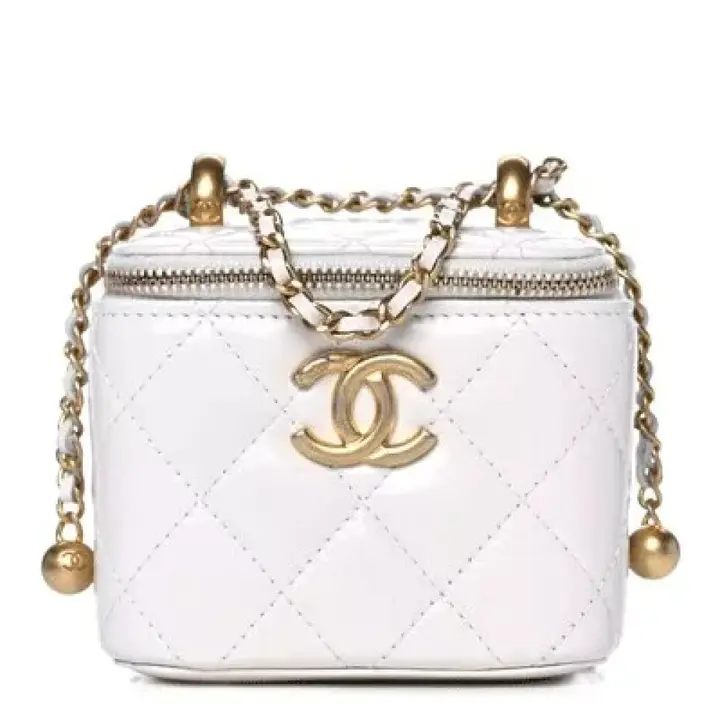 CHANEL Calfskin Quilted Mini Perfect Fit Vanity Case With Chain White  1