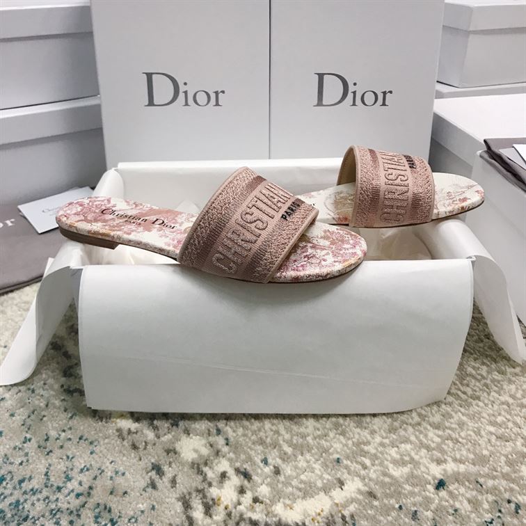 DIOR DWAY SLIDE – DS012