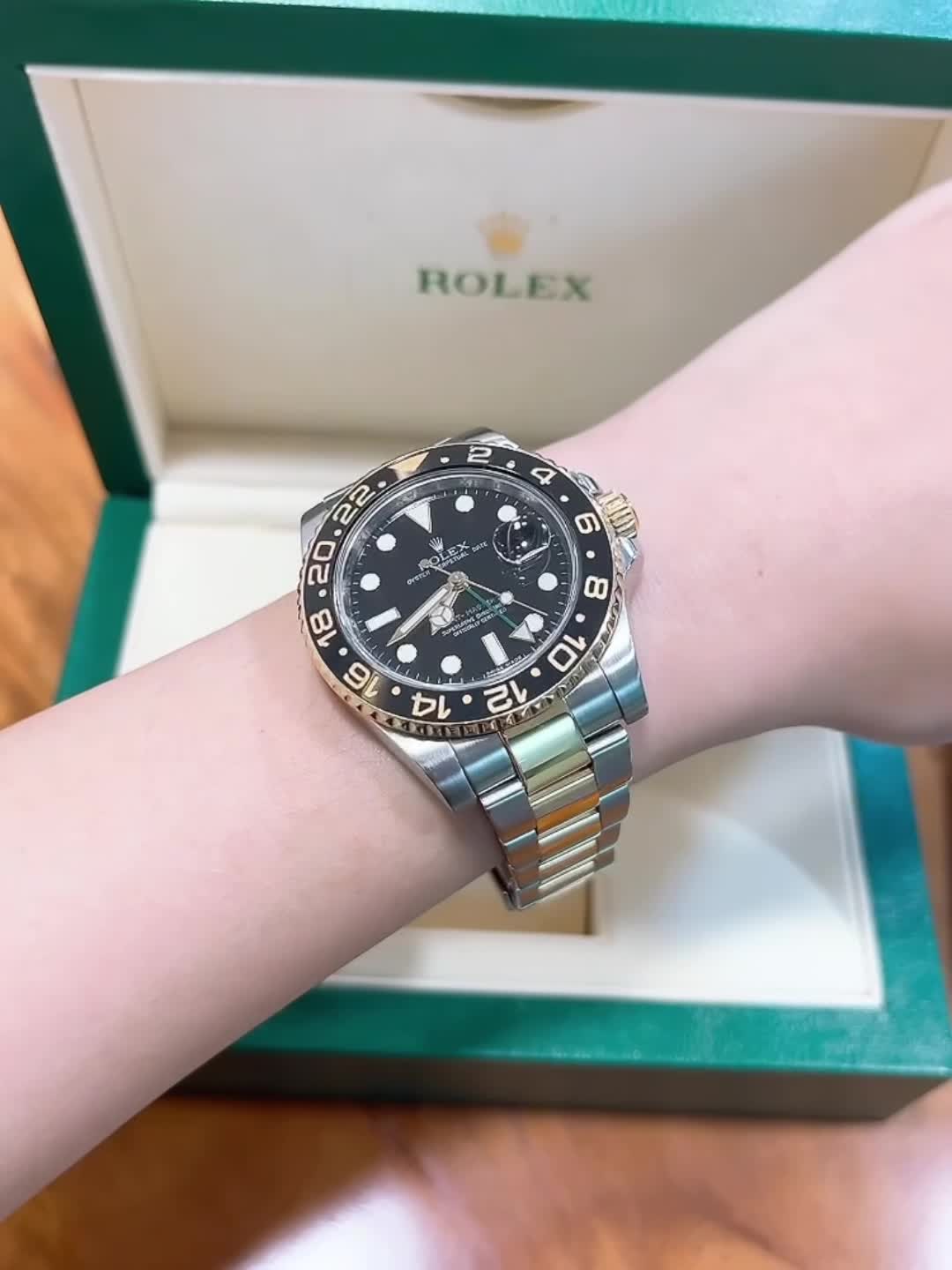 Rolex GMT Master II Two Tone Black Dial 40mm 116713LN-0001