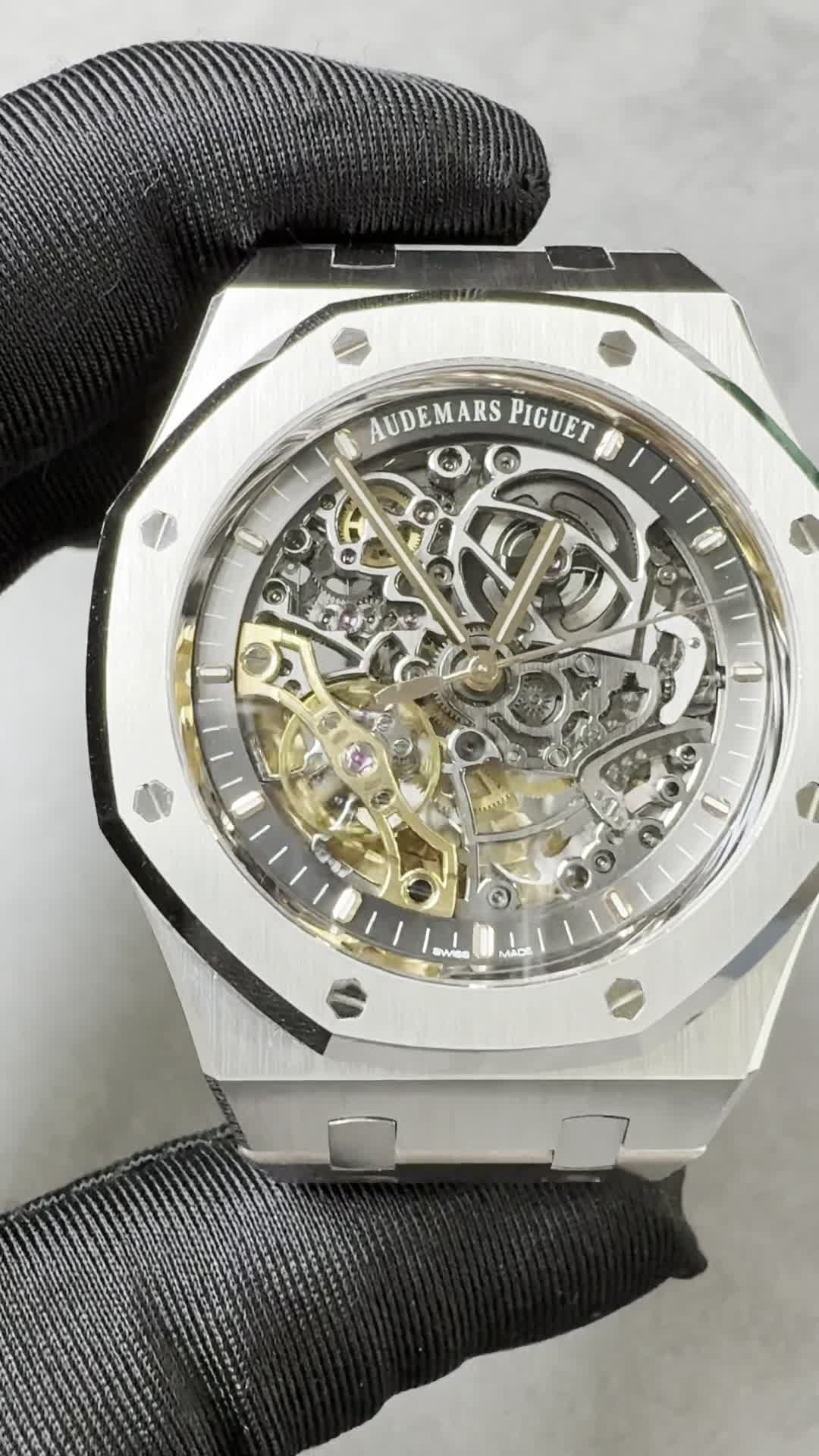 Audemars Piguet ROYAL OAK DOUBLE BALANCE WHEEL OPENWORKED Ref. 15407ST.OO.1220ST.01