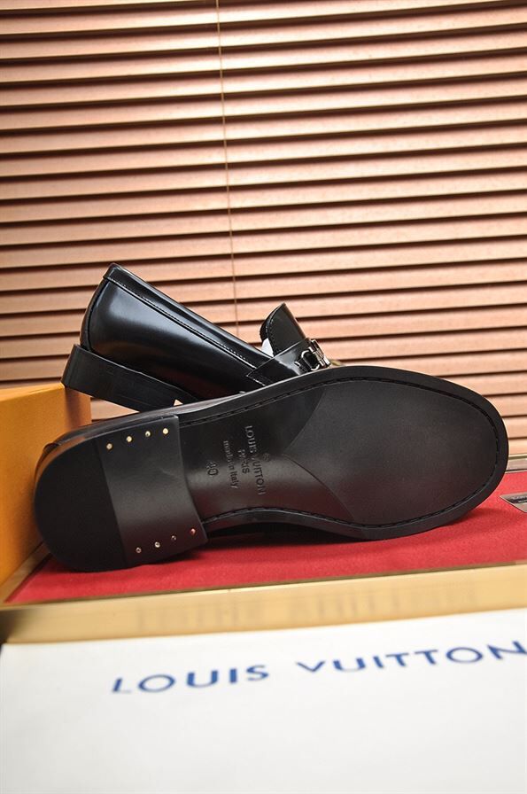 LOUIS VUITTON MAJOR LOAFER – VL002