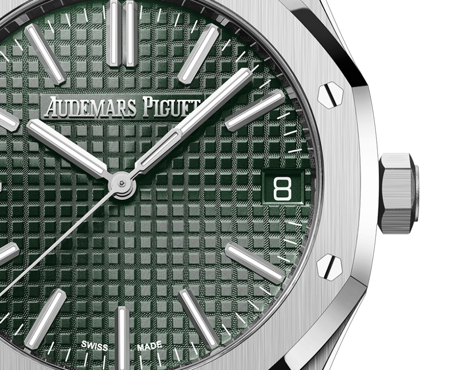 AUDEMARS PIGUET ROYAL OAK Khaki Green Dial 41mm 15510ST.OO.1320ST.09