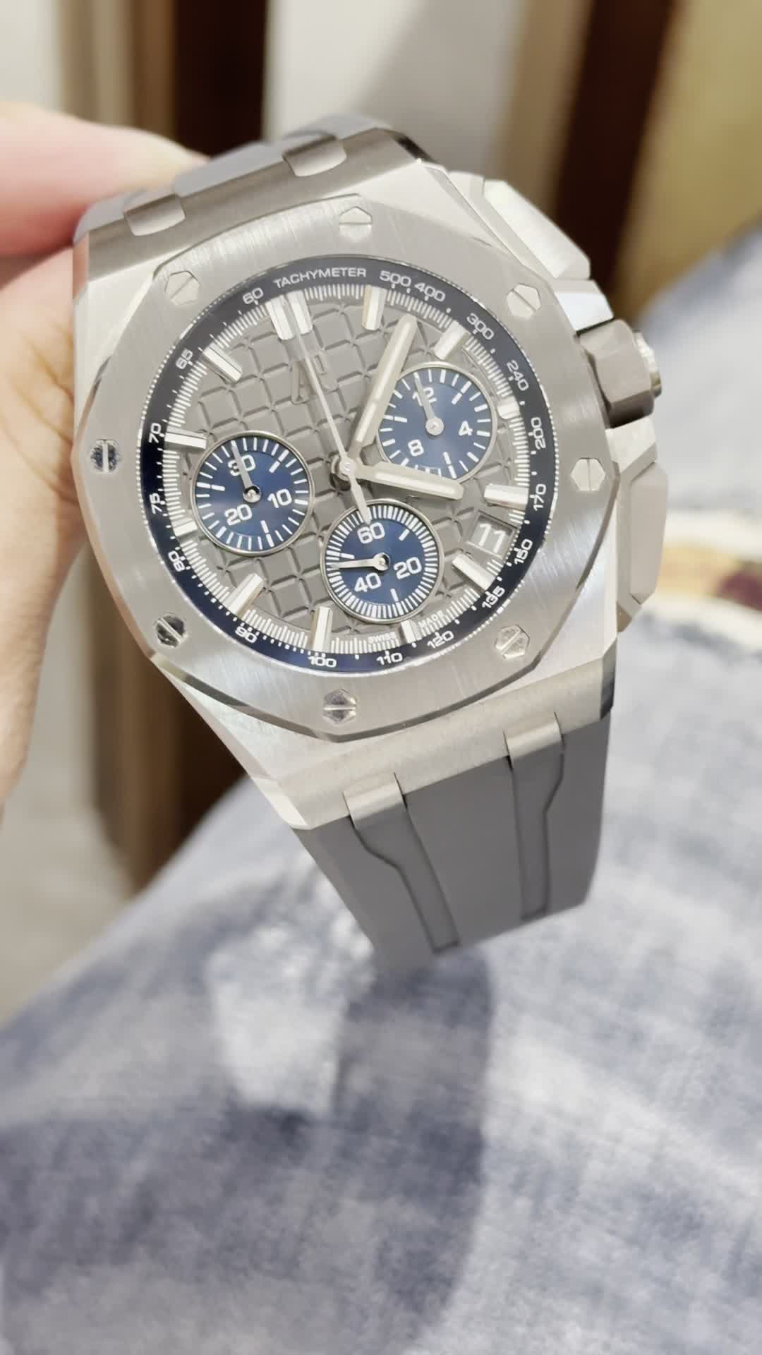 Audemars Piguet ROYAL OAK OFFSHORE SELFWINDING CHRONOGRAPH Ref. 26420IO.OO.A009CA.01